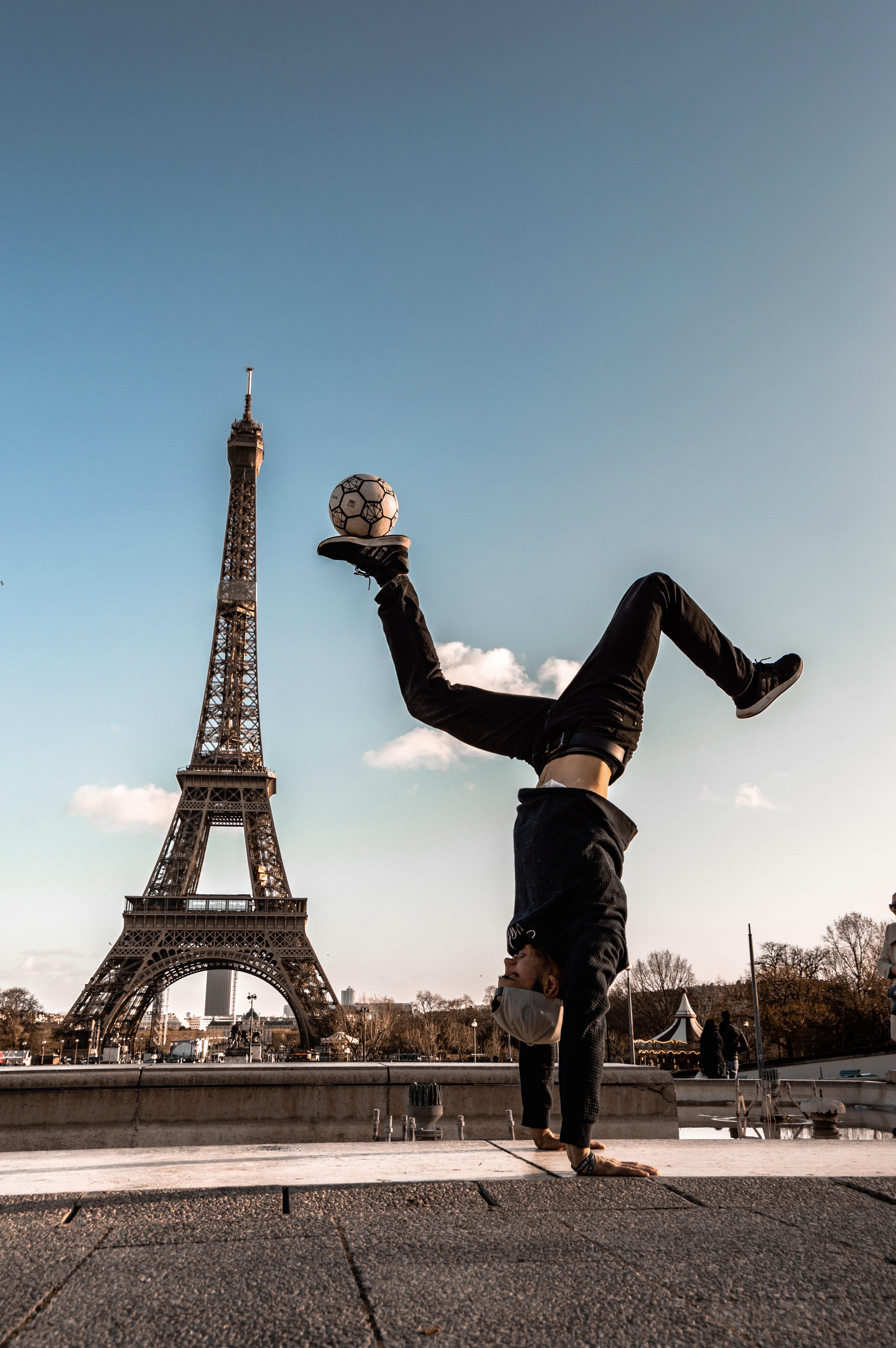 Daniel Pražák v Paříži